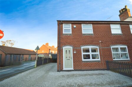 School Street, 3 bedroom Semi Detached House for sale, £200,000