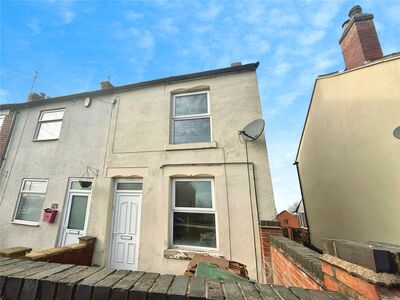 Oversetts Road, 3 bedroom End Terrace House to rent, £895 pcm