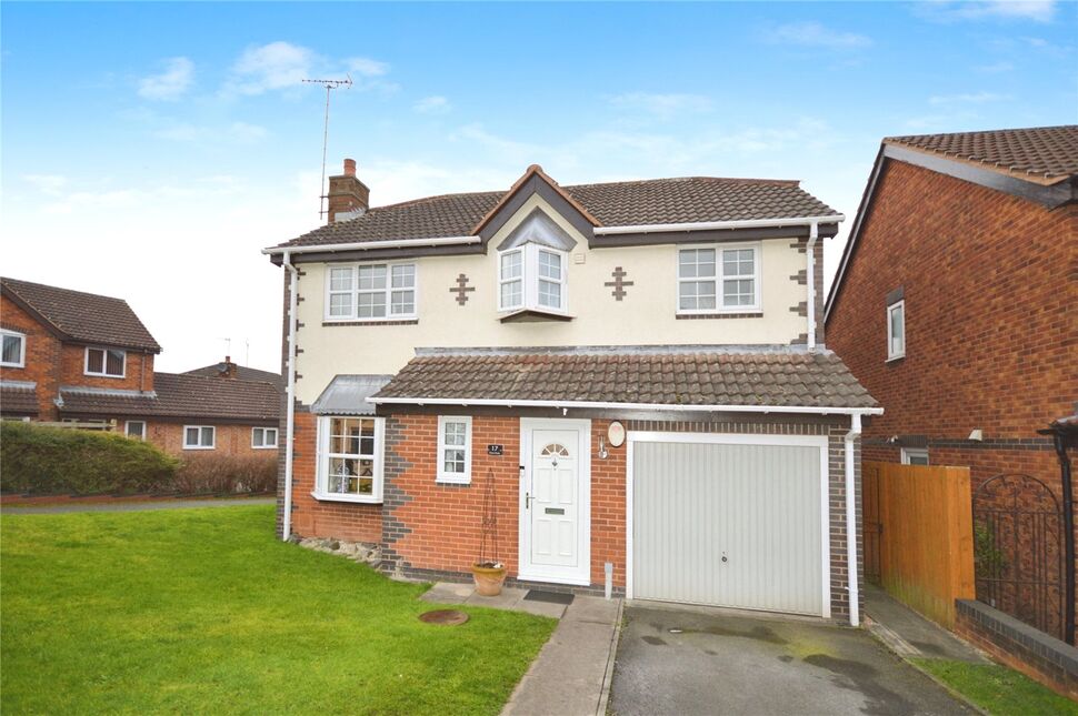 4 bedroom Detached House for sale