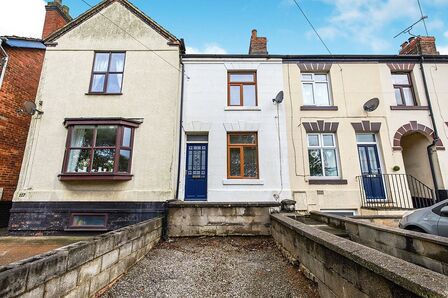 Burton Road, 2 bedroom Mid Terrace House for sale, £135,000