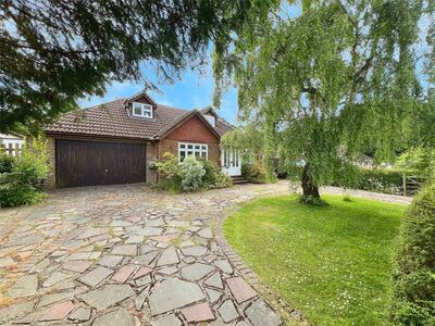 4 bedroom Detached Bungalow for sale