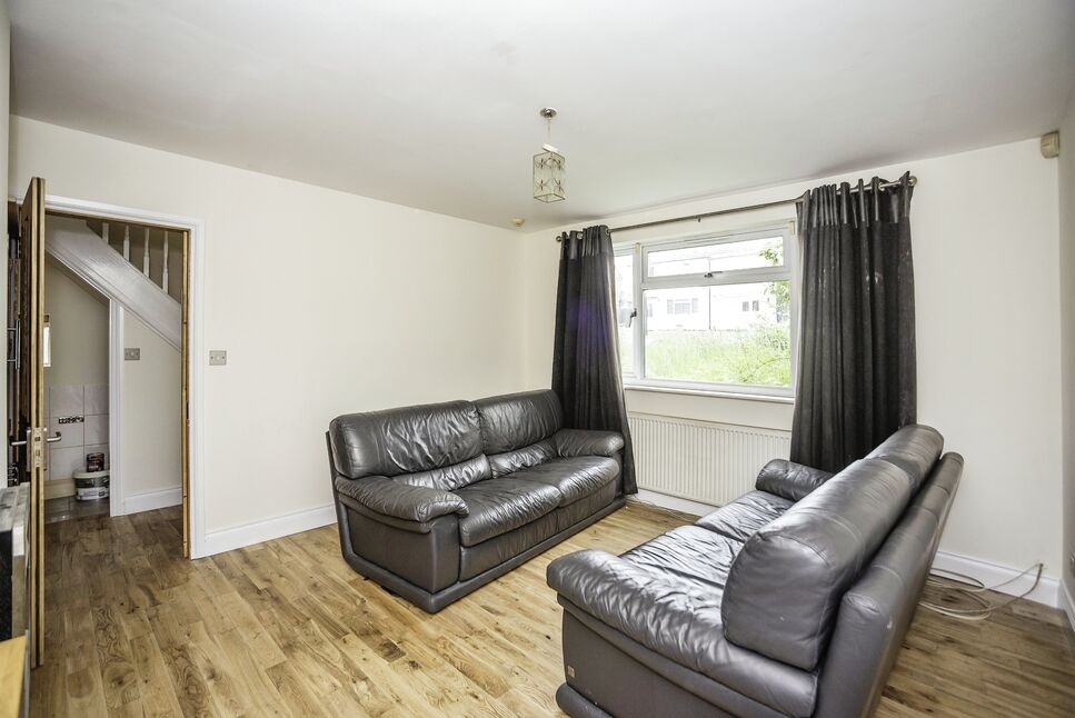 Main image of 3 bedroom Semi Detached House for sale, Kingswood Avenue, Swanley, Kent, BR8