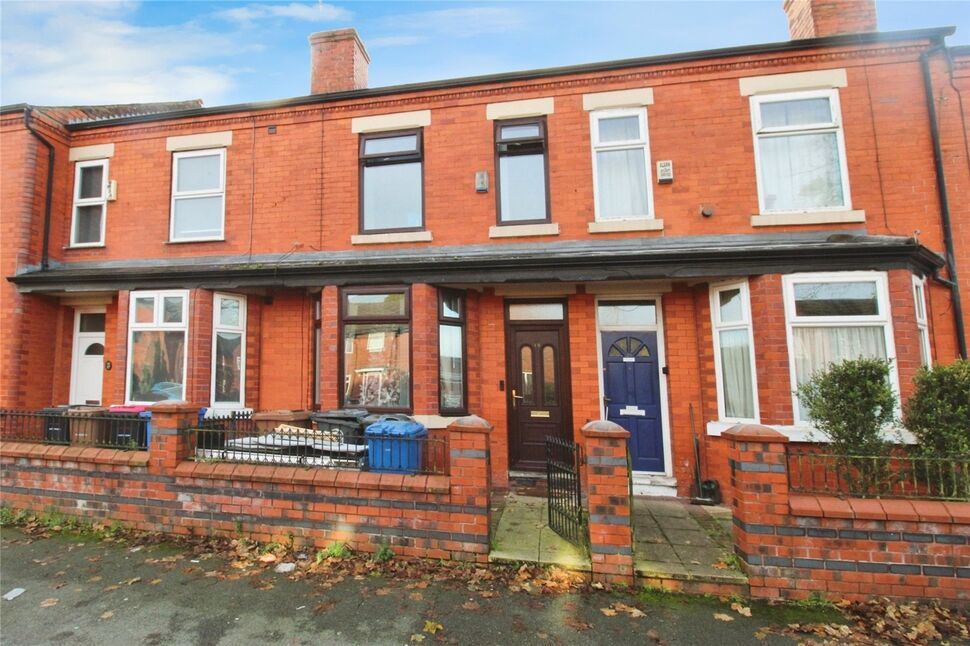 Main image of 3 bedroom Mid Terrace House for sale, New Cross Street, Salford, Greater Manchester, M5