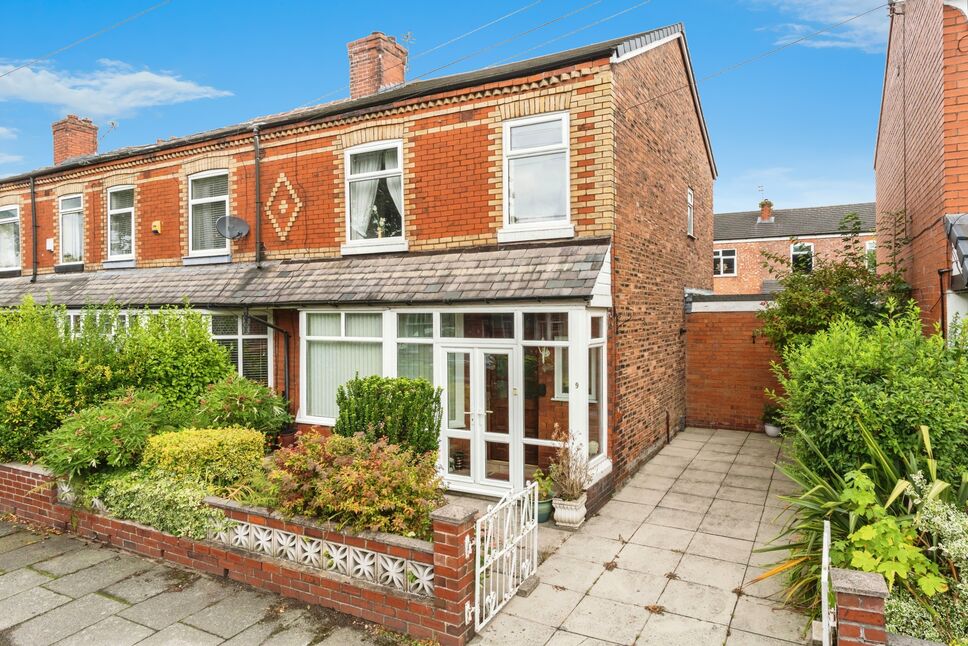 Main image of 3 bedroom End Terrace House for sale, Laburnum Avenue, Swinton, Greater Manchester, M27