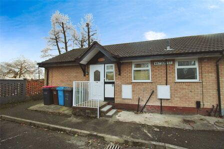 Watson Street, 2 bedroom End Terrace Bungalow for sale, £230,000