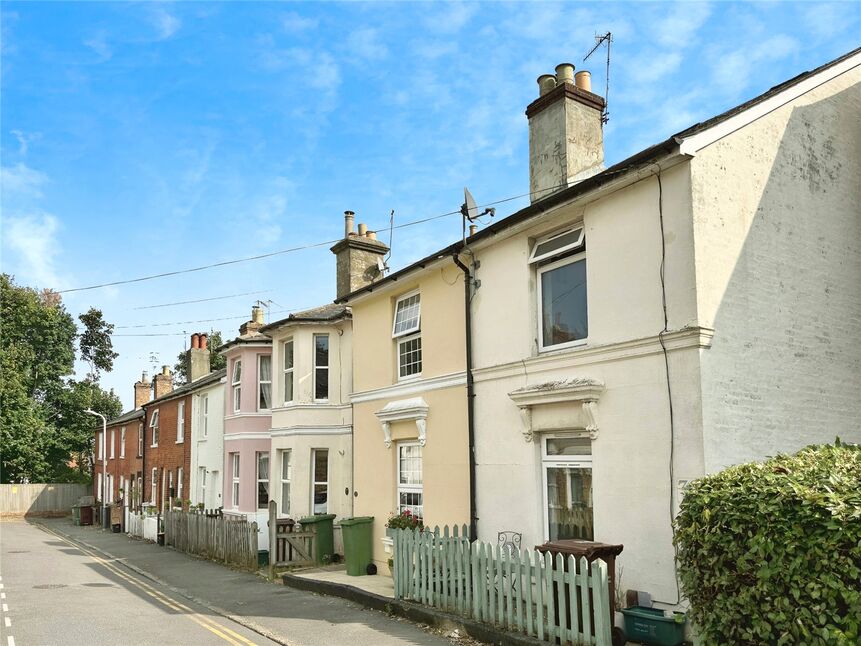 Main image of 2 bedroom Semi Detached House for sale, Stanley Road, Tunbridge Wells, Kent, TN1