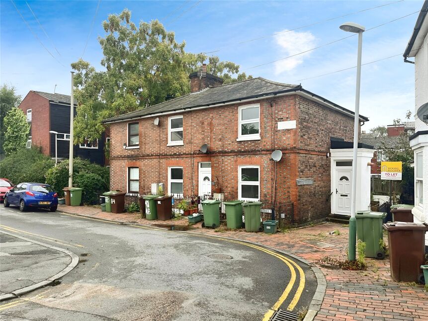 Main image of 1 bedroom  Flat for sale, Albert Street, Tunbridge Wells, Kent, TN1