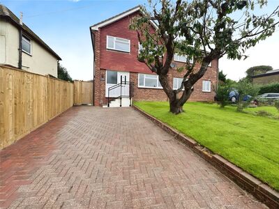 3 bedroom Semi Detached House to rent