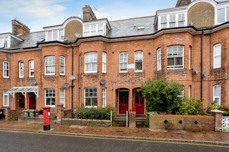 Main image of 1 bedroom  Flat for sale, Dudley Road, Tunbridge Wells, Kent, TN1