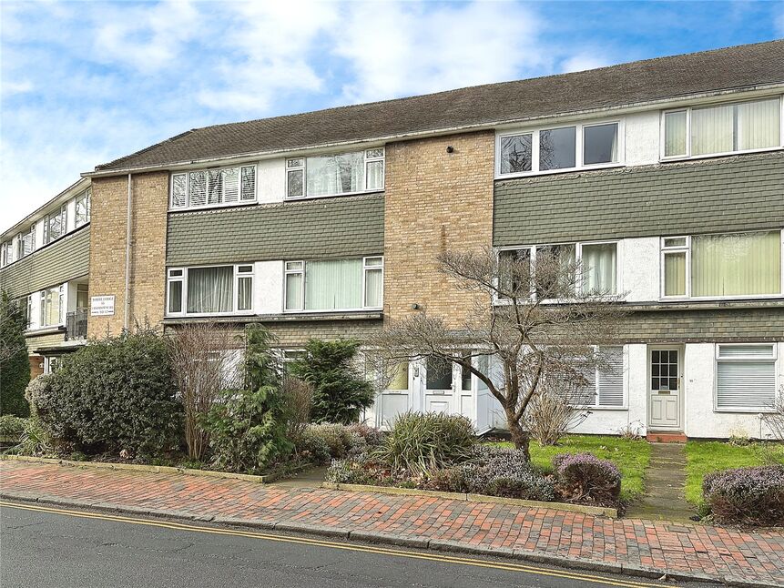 Main image of 2 bedroom  Flat for sale, Lansdowne Road, Tunbridge Wells, Kent, TN1