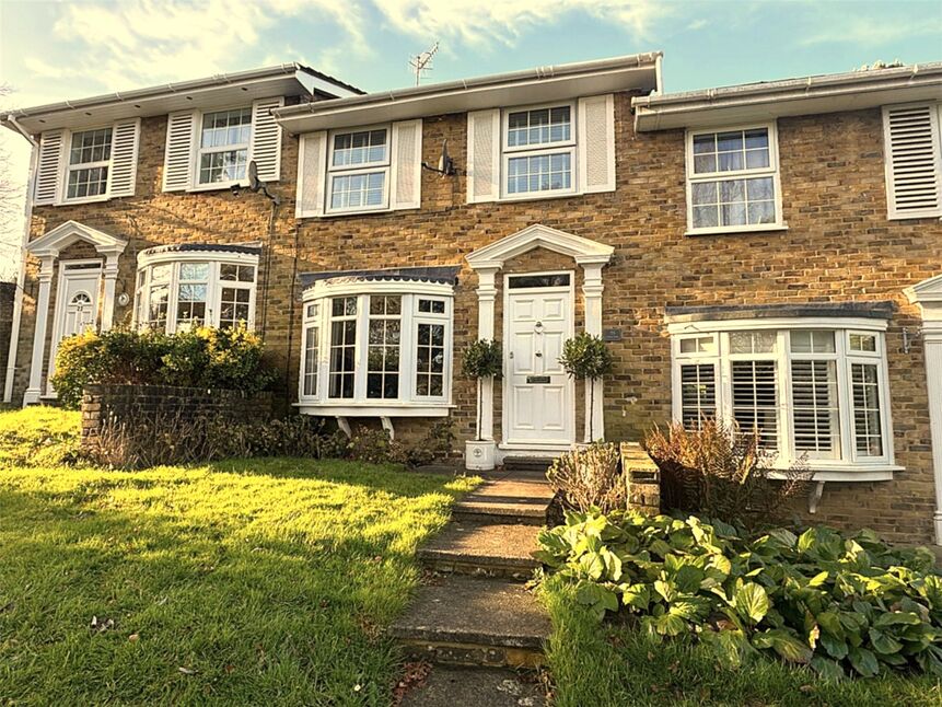 Main image of 3 bedroom Mid Terrace House for sale, Chiltern Walk, Tunbridge Wells, Kent, TN2