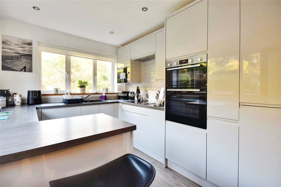 Kitchen / Breakfast Room