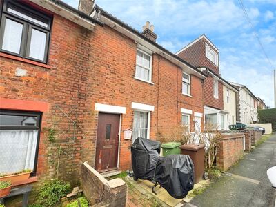 Auckland Road, 2 bedroom Mid Terrace House for sale, £300,000