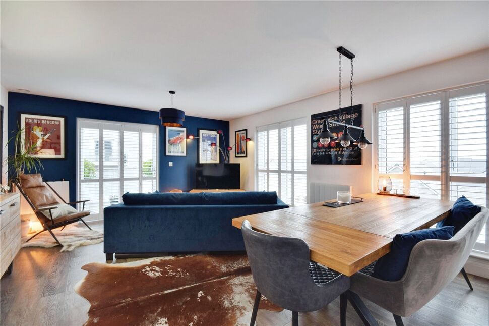 Open Plan Reception Room / Kitchen