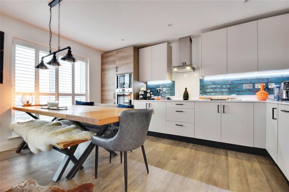 Open Plan Reception Room / Kitchen