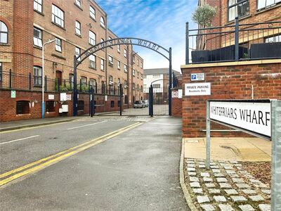 Whitefriars Wharf, 2 bedroom  Flat to rent, £1,425 pcm