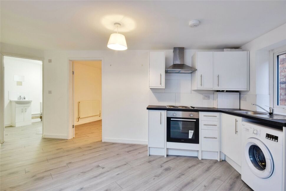 Main image of 1 bedroom  Flat for sale, Dynevor Road, Tunbridge Wells, Kent, TN4