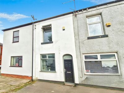 2 bedroom Mid Terrace House for sale