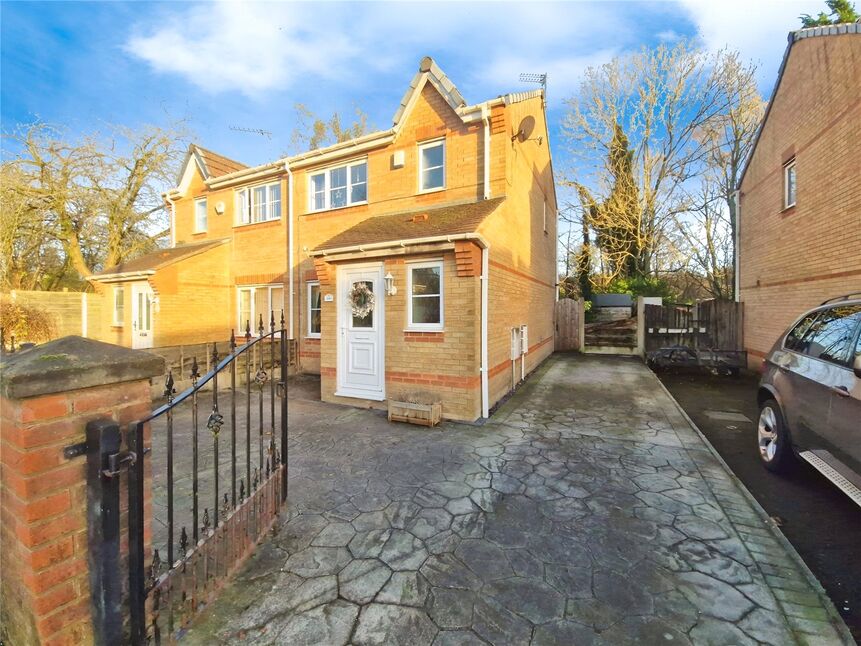 Main image of 3 bedroom Semi Detached House for sale, Alderbrook Road, Little Hulton, Greater Manchester, M38