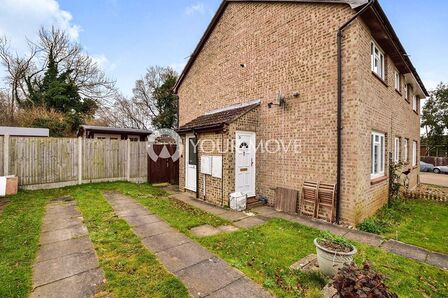 Tay Close, 1 bedroom End Terrace House to rent, £1,100 pcm