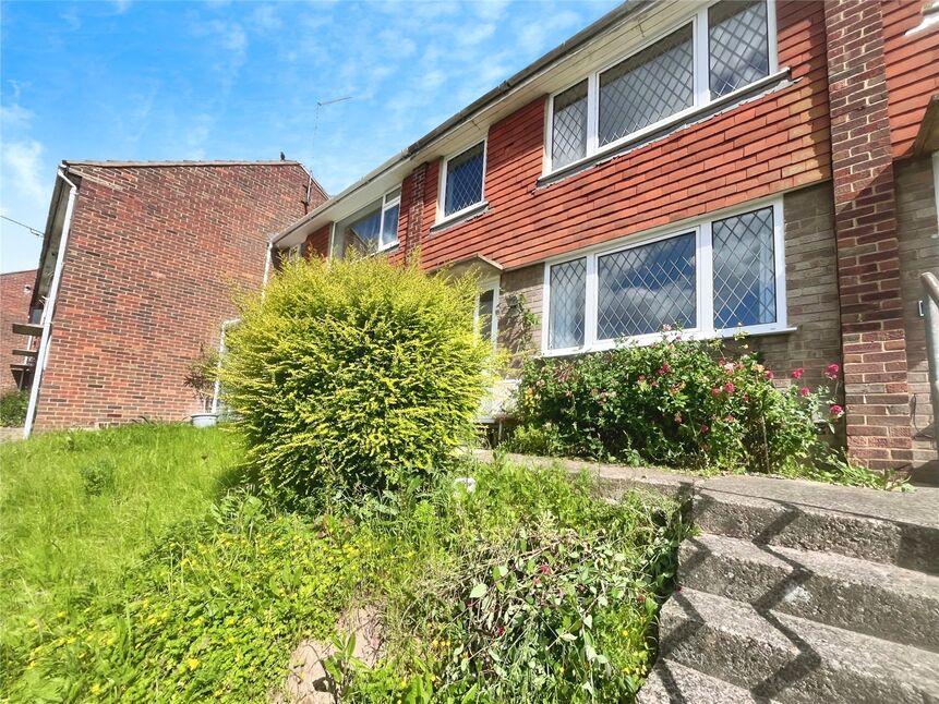 Main image of 3 bedroom Mid Terrace House for sale, Sundridge Drive, Walderslade, Kent, ME5