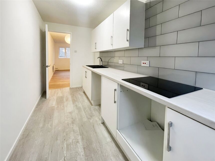 1 bedroom  Flat for sale