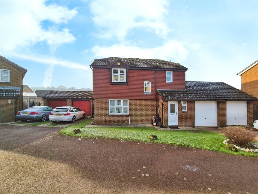 Main image of 3 bedroom Detached House for sale, Woodchurch Close, Walderslade, Chatham, ME5