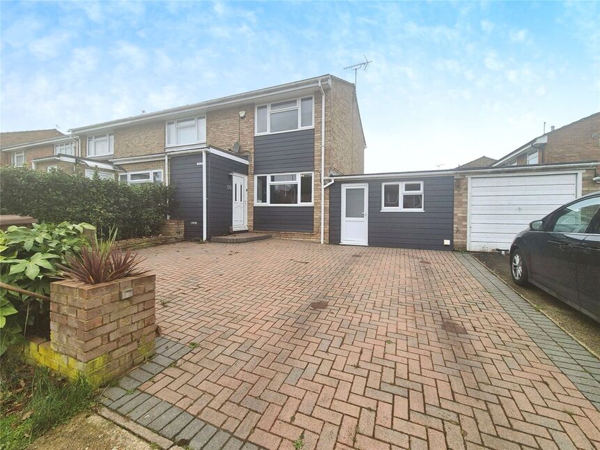 Main image of 2 bedroom End Terrace House for sale, Clandon Road, Chatham, Kent, ME5