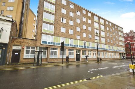 Chapel Street, 3 bedroom  Flat for sale, £924,000