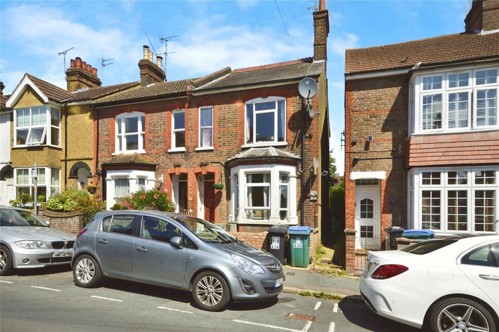 Main image of 1 bedroom  Flat for sale, St. James Road, Watford, Hertfordshire, WD18