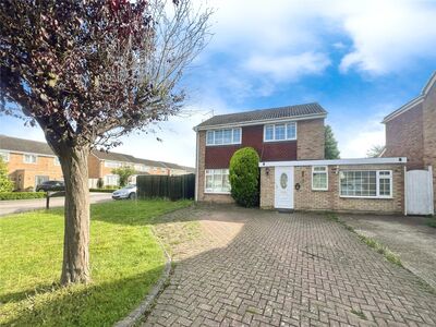 Appletree Walk, 5 bedroom Detached House to rent, £2,950 pcm