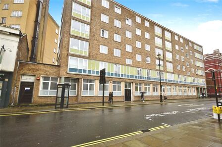 Chapel Street, 3 bedroom  Flat to rent, £3,200 pcm