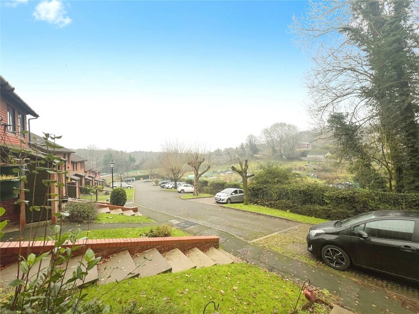 Main image of 1 bedroom  Flat to rent, Windermere Close, Chorleywood, Hertfordshire, WD3