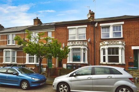 Gladstone Road, 3 bedroom Mid Terrace House for sale, £475,000