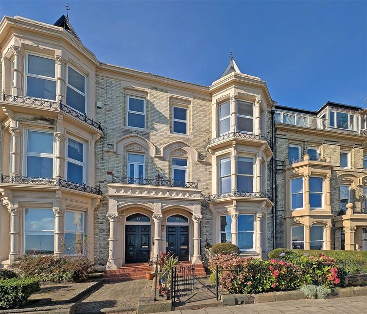 Main image of 2 bedroom  Flat for sale, Percy Gardens, North Shields, Tyne and Wear, NE30