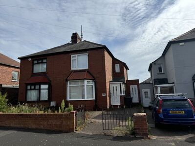 Hollywell Road, 2 bedroom Semi Detached House for sale, £55,000