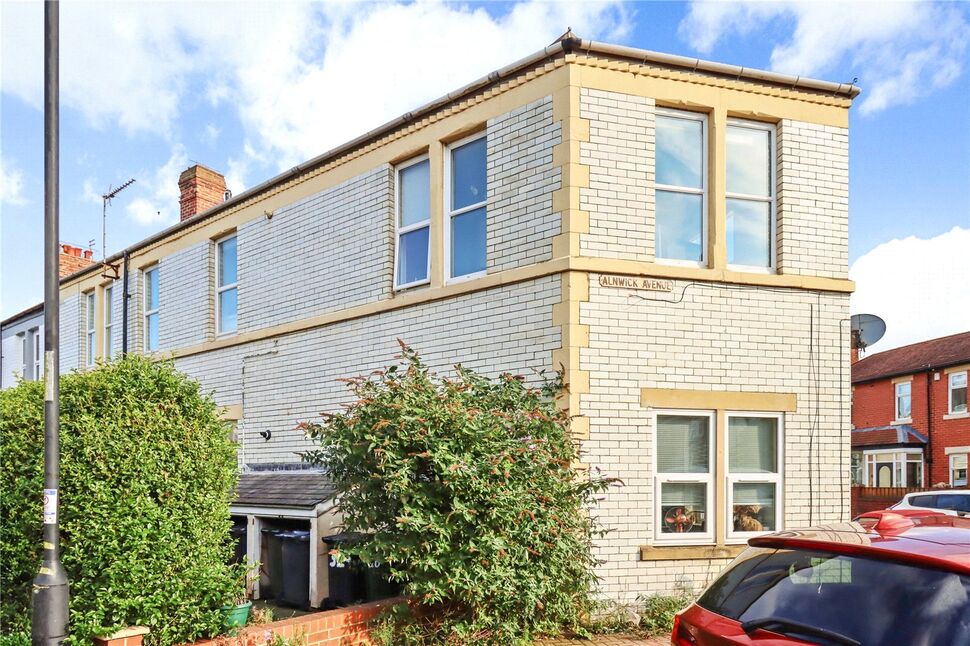 Main image of 2 bedroom  Flat for sale, Alnwick Avenue, Whitley Bay, Tyne and Wear, NE26