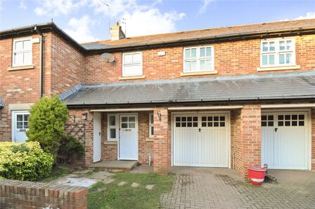 Harlebury, 3 bedroom Mid Terrace House for sale, £208,000