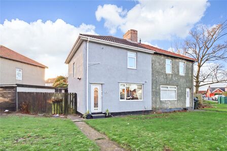 Park Crescent, 2 bedroom Semi Detached House for sale, £165,000