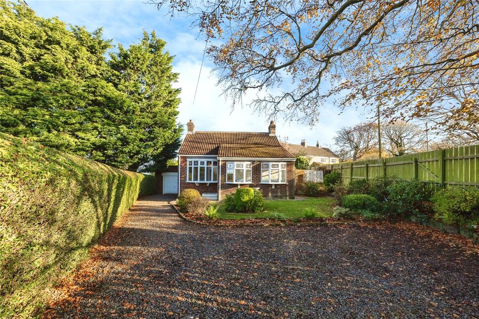 Main image of 2 bedroom Detached Bungalow for sale, Pennyfine Road, Sunniside, Tyne and Wear, NE16