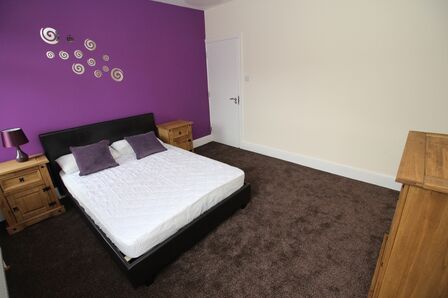 Victoria Road, 1 bedroom  Room to rent, £525 pcm