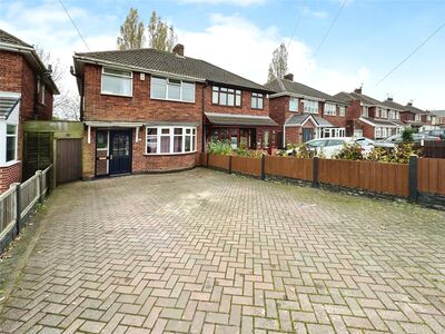 3 bedroom Semi Detached House to rent