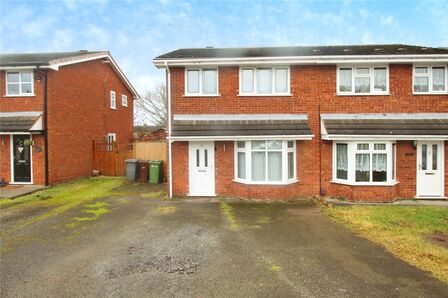 Marlowe Drive, 3 bedroom Semi Detached House to rent, £1,050 pcm