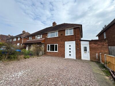 Griffiths Drive, 3 bedroom Semi Detached House to rent, £1,100 pcm