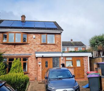 3 bedroom Semi Detached House to rent