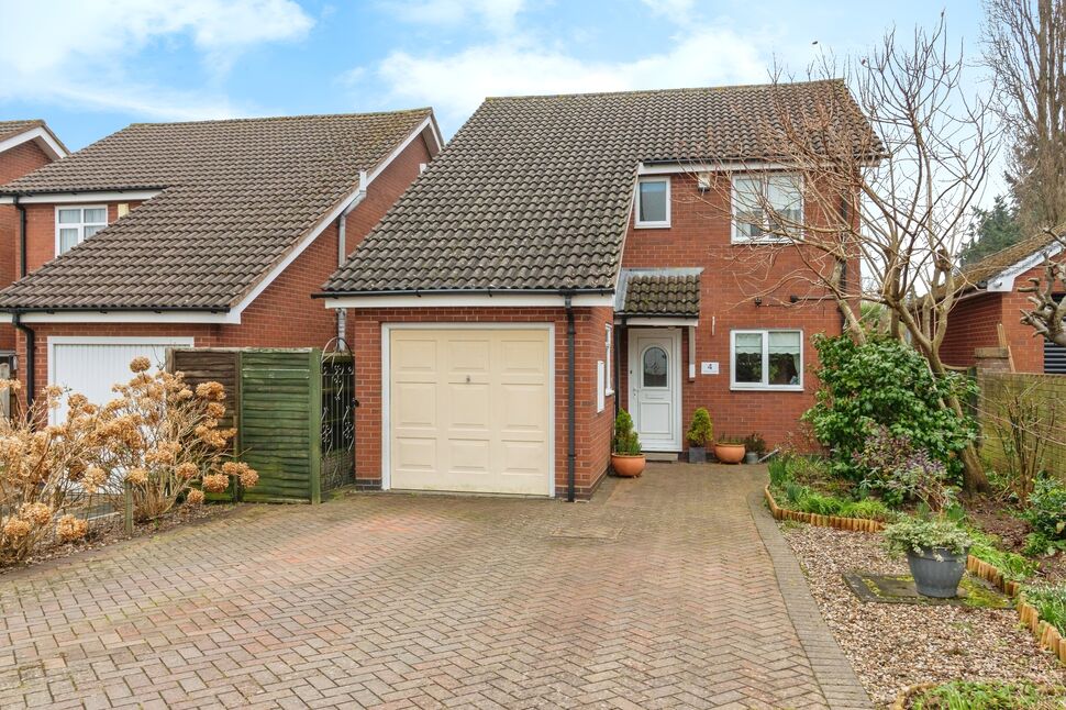 3 bedroom Detached House for sale