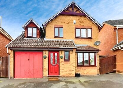 4 bedroom Detached House for sale