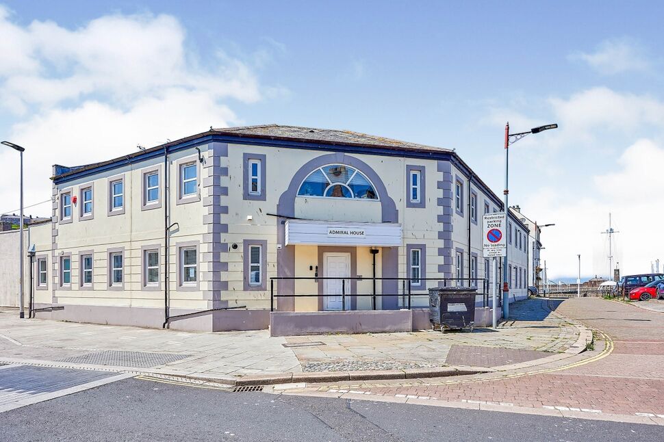 Main image of 2 bedroom  Flat to rent, Strand Street, Whitehaven, Cumbria, CA28