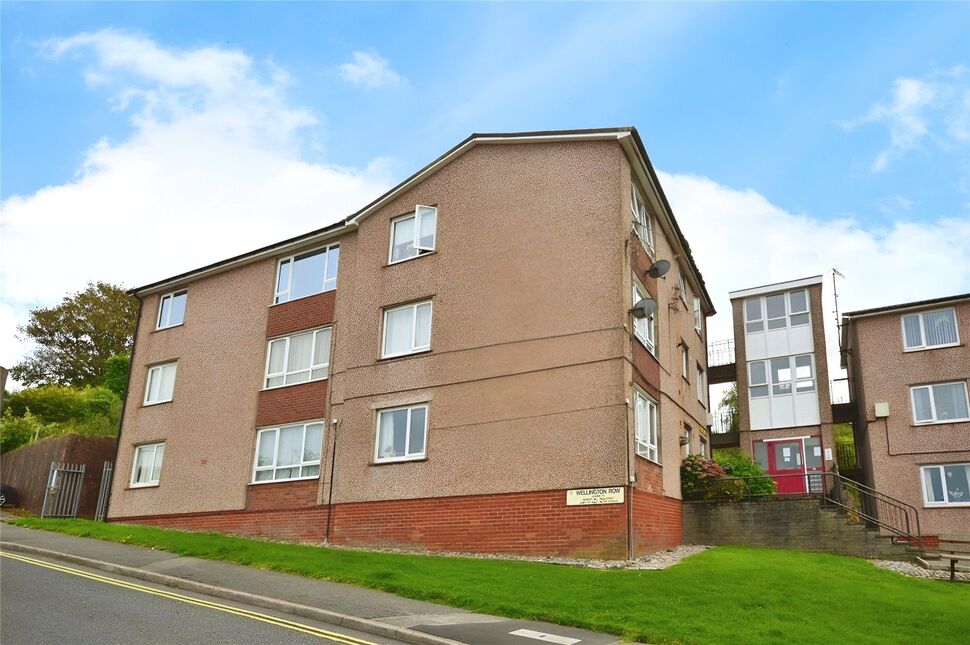 Main image of 2 bedroom  Flat for sale, Wellington Row, Whitehaven, Cumbria, CA28