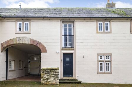 Castle Mews, 2 bedroom Mid Terrace House for sale, £185,000